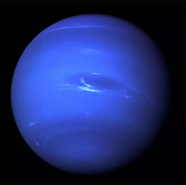 غول یخی منظومه شمسی نپتون